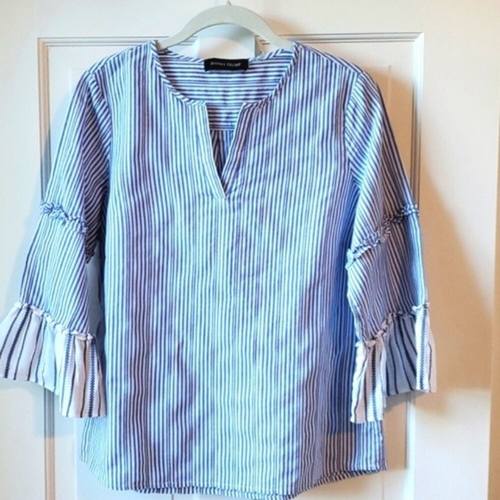 IVANKA TRUMP STRIPE SPLIT NECK COTTON TOP WITH TIERED SLEEVES SIZE MEDIUM